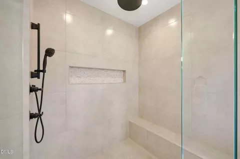 Bath - 509 Colleton Rd, Raleigh, NC 27610 photo 6 of 7