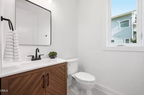 Bath - 509 Colleton Rd, Raleigh, NC 27610 photo 1 of 8