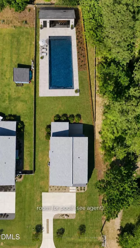 Exterior - 509 Colleton Rd, Raleigh, NC 27610 photo 13 of 14