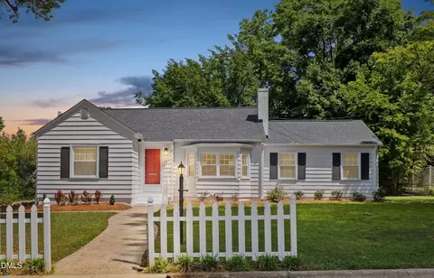 421 Ward St, Graham, NC 27253