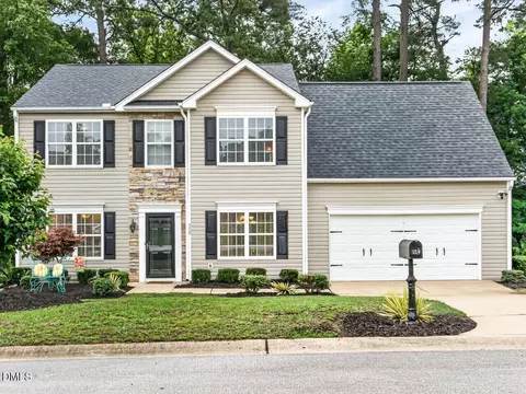 550 Birchtree Valley Ct, Fuquay Varina, NC 27526