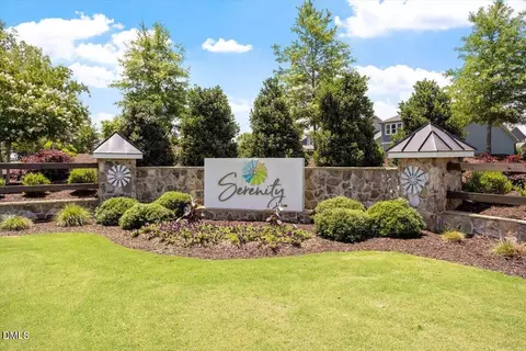 158 Retreat Dr, Fuquay Varina, NC 27526