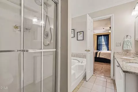 Bath - 239 Carroll St, Wake Forest, NC 27587 photo 3 of 4