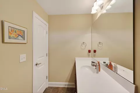 Bath - 103 Dundee Pl, Stem, NC 27581 photo 4 of 5