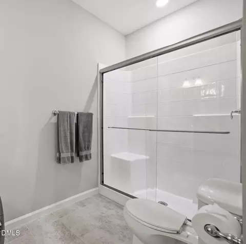 Bath - 636 Hiddenbrook Dr, Durham, NC 27703 photo 1 of 4