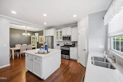 Kitchen - 636 Hiddenbrook Dr, Durham, NC 27703 photo 3 of 4