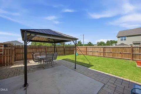 Exterior - 636 Hiddenbrook Dr, Durham, NC 27703 photo 2 of 5
