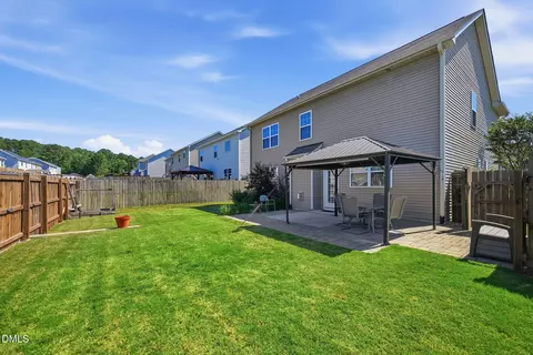 Exterior - 636 Hiddenbrook Dr, Durham, NC 27703 photo 3 of 5