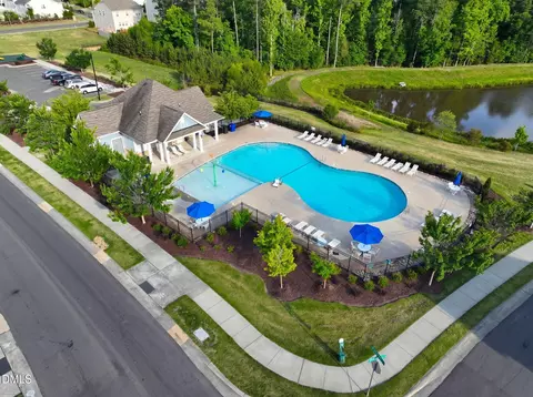 Exterior - 636 Hiddenbrook Dr, Durham, NC 27703 photo 4 of 5