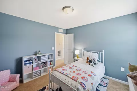 Bedroom - 636 Hiddenbrook Dr, Durham, NC 27703 photo 4 of 6