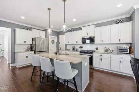 Kitchen - 244 Cherry Bark Loop, Clayton, NC 27527 photo 2 of 5