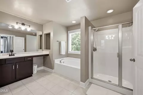 Bath - 244 Cherry Bark Loop, Clayton, NC 27527 photo 3 of 4