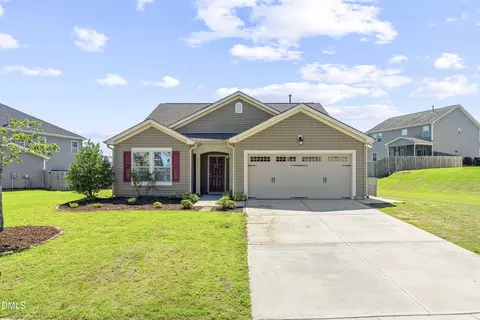 716 Harvest Point Dr, Fuquay Varina, NC 27526