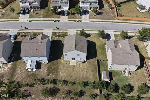 View/Area - 1237 Hawks Perch Way, Wendell, NC 27591 photo 2 of 5