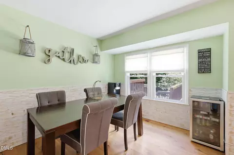 Dining - 224 Rosehaven Dr, Raleigh, NC 27609 photo 1 of 3