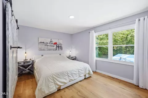 Bedroom - 224 Rosehaven Dr, Raleigh, NC 27609 photo 1 of 5