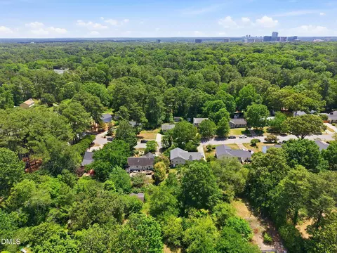 View/Area - 224 Rosehaven Dr, Raleigh, NC 27609 photo 3 of 3
