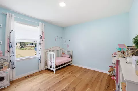 Bedroom - 224 Rosehaven Dr, Raleigh, NC 27609 photo 4 of 5