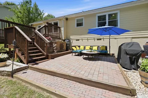 Exterior - 224 Rosehaven Dr, Raleigh, NC 27609 photo 7 of 11