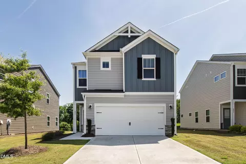 205 Joneshaven Dr, Fuquay Varina, NC 27526