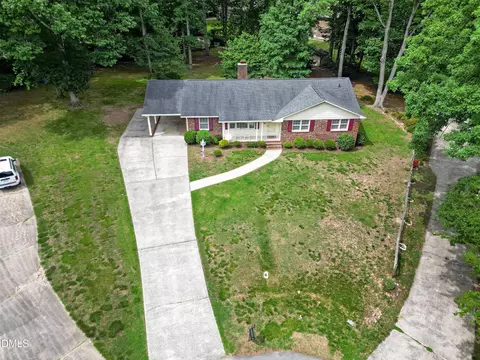 View/Area - 18 Dubarry Ct, Durham, NC 27705 photo 2 of 4