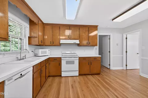 Kitchen - 18 Dubarry Ct, Durham, NC 27705 photo 5 of 6
