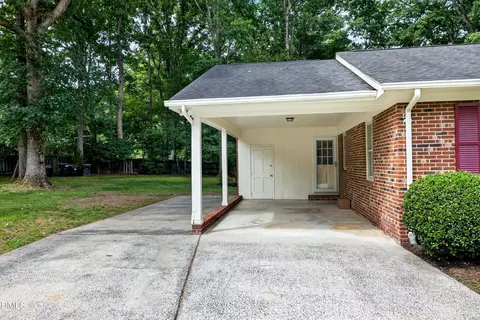 Exterior - 18 Dubarry Ct, Durham, NC 27705 photo 6 of 16