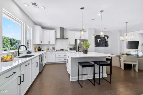 Kitchen - 1063 Danvers Loop, Apex, NC 27523 photo 5 of 8