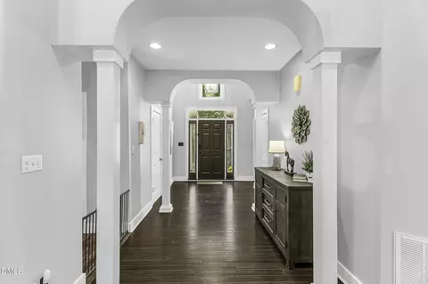Entry Way - 8 Rabbit Path, Bahama, NC 27503 photo 3 of 3
