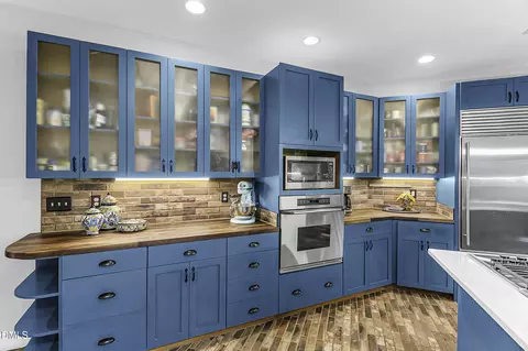Kitchen - 8 Rabbit Path, Bahama, NC 27503 photo 3 of 6