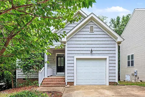2389 Sapphire Valley Dr, Raleigh, NC 27604