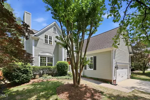 107 Del Rio Dr, Cary, NC 27519