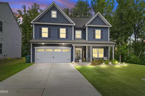 1411 Arena Ln, Fuquay Varina, NC 27526