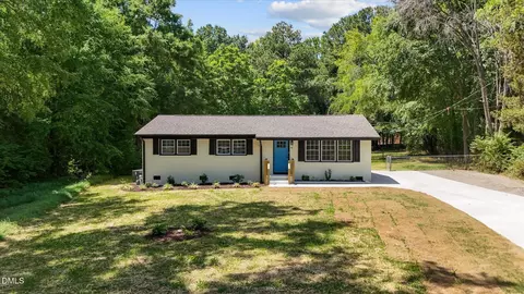 4 Haledon Cir, Durham, NC 27713