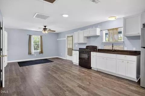 1311 S Williams St, Henderson, NC 27536