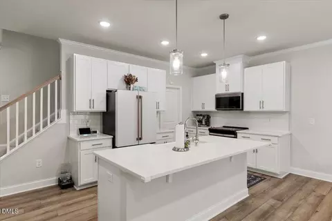 Kitchen - 111 Kim Bark Path, Garner, NC 27529 photo 4 of 4
