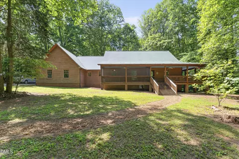 263 Pointe Mayo Dr, Roxboro, NC 27574