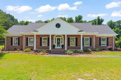 1905 Nc-50 Hwy N, Benson, NC 27504