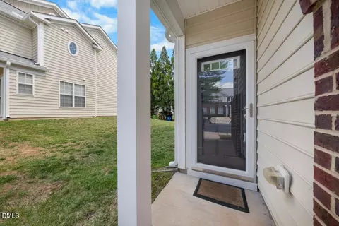 Exterior - 7831 Silverthread Ln, Raleigh, NC 27617 photo 2 of 4