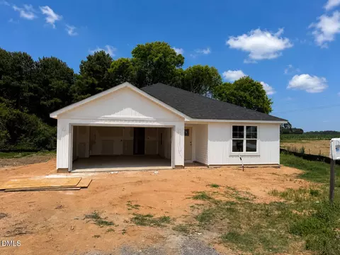 11 Baxley Dr #( 28), Dunn, NC 28334