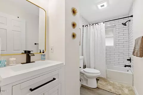 Bath - 605 Cecil St, Durham, NC 27707 photo 1 of 1