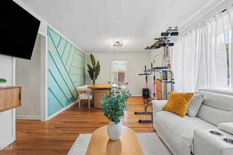 605 Cecil St, Durham, NC 27707 photo 6
