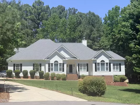2704 Dray Ct, Raleigh, NC 27613
