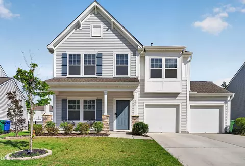 808 Atlantis St, Fuquay Varina, NC 27526