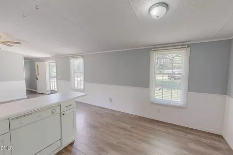 32 Everett Ave, Roxboro, NC 27574 photo 10
