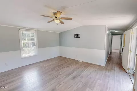 32 Everett Ave, Roxboro, NC 27574 photo 4