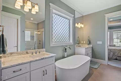 Bath - 312 Teague St, Wake Forest, NC 27587 photo 2 of 5