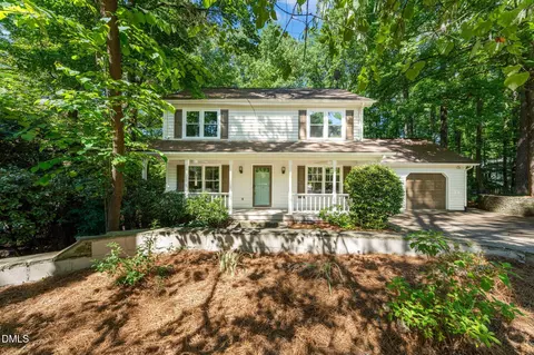 18 Strawberry Ridge Ln, Durham, NC 27713