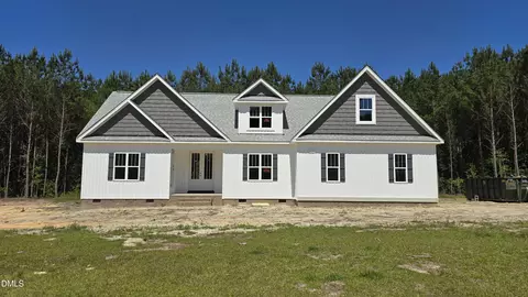 98 Freedom Ridge Dr, Smithfield, NC 27577
