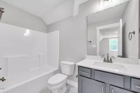 Bath - 98 Freedom Ridge Dr, Smithfield, NC 27577 photo 4 of 4